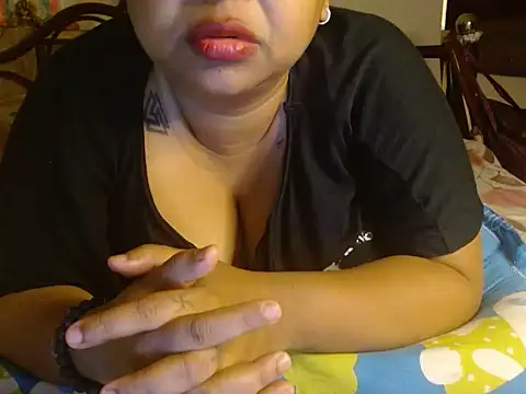 Snapshot of TASHa009 chatting on 03-03-25, 07:49 TASHa009 online show from 03-03-25, 07:49