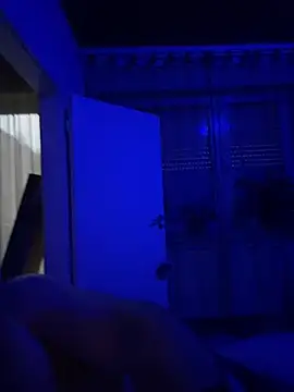 Snapshot of radoka chatting on 02-20-25, 06:28 radoka online show from 02-20-25, 06:28