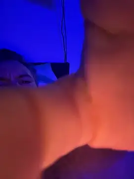 Snapshot of radoka chatting on 03-09-25, 06:06 radoka online show from 03-09-25, 06:06