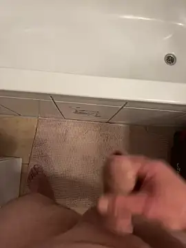 Snapshot of radoka chatting on 03-15-25, 01:52 radoka online show from 03-15-25, 01:52