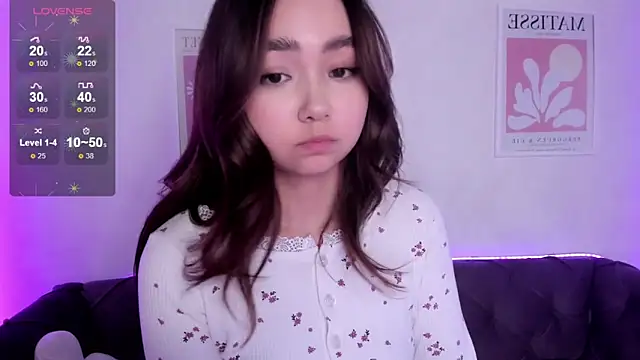 Snapshot of Fluffy_Rose chatting on 02-25-25, 11:41 Fluffy Rose online show from 02-25-25, 11:41