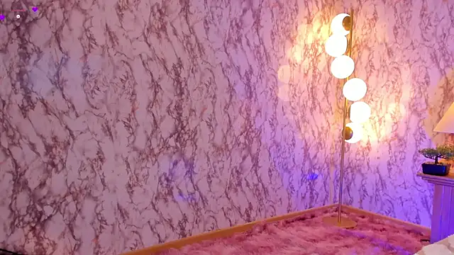 Snapshot of CaseyPiierce chatting on 02-05-25, 03:31 CaseyPiierce online show from 02-05-25, 03:31