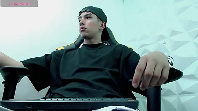 Jake tripp online show from 12-20-24, 03:25