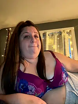 Snapshot of Vanilla-Cakebaum chatting on 12-05-24, 02:33 Vanilla-Cakebaum online show from 12-05-24, 02:33