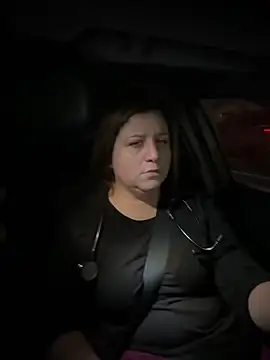 Snapshot of Vanilla-Cakebaum chatting on 01-02-25, 10:33 Vanilla-Cakebaum online show from 01-02-25, 10:33