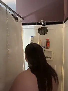 Snapshot of Vanilla-Cakebaum chatting on 01-10-26, 03:52 Vanilla-Cakebaum online show from 01-10-26, 03:52