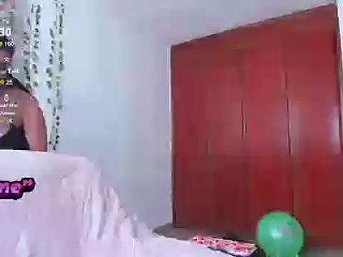 Snapshot of bonnie_moon_ chatting on 01-13-25, 05:44 bonnie moon  online show from 01-13-25, 05:44