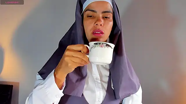 ClaraMariaMon online show from 02-22-25, 03:25