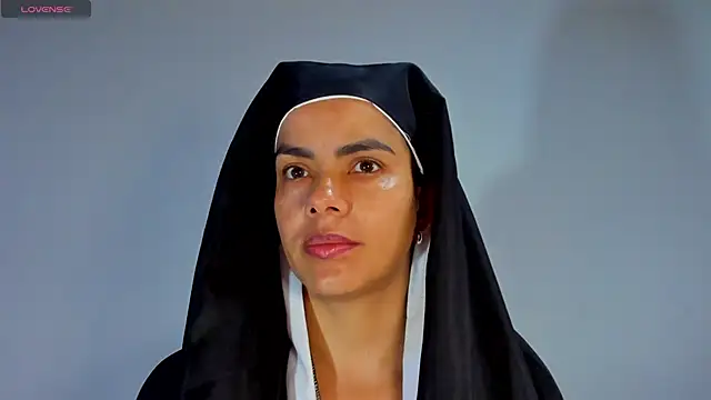 ClaraMariaMon online show from 02-26-25, 01:52