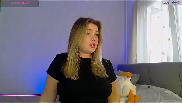 SuchCute online show from 11-05-25, 02:55