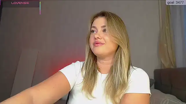 SuchCute online show from 11-10-25, 01:59