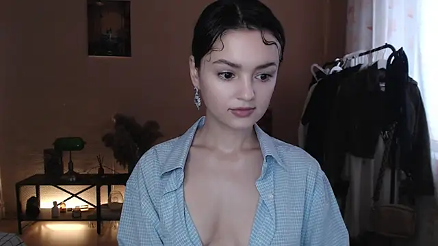 CuteRuby99 online show from 10-09-25, 10:24