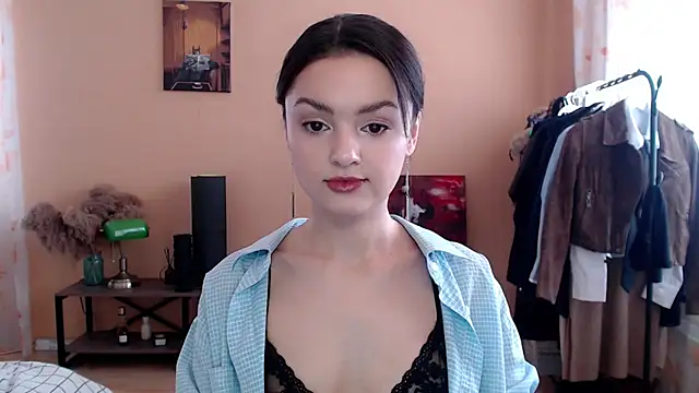 CuteRuby99 online show from 02-04-26, 05:35