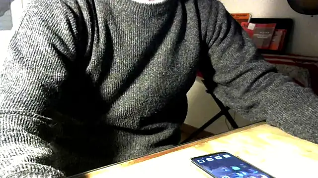 pikachu161616 online show from 02-06-25, 04:36