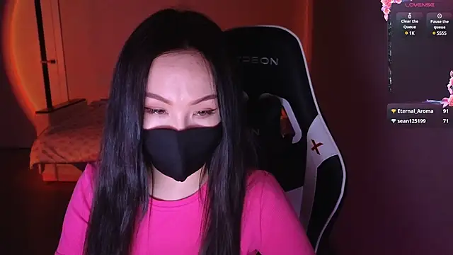 Snapshot of malady_ chatting on 03-21-25, 02:51 malady online show from 03-21-25, 02:51