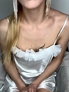 Lolitaxlola online show from 01-15-26, 10:46