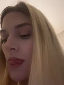 Lolitaxlola online show from 04-27-26, 08:40