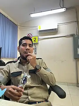 EnriquePersian197 online show from 02-05-25, 01:37