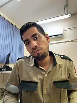 EnriquePersian197 online show from 03-05-25, 01:31