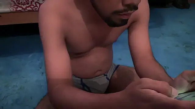 EnriquePersian197 online show from 03-05-25, 09:26