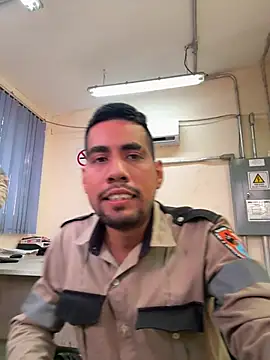 EnriquePersian197 online show from 03-10-25, 03:20