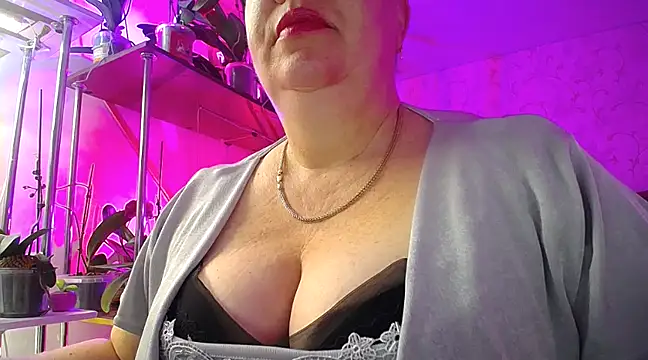  Sweet Woman online show from 01-24-25, 04:16