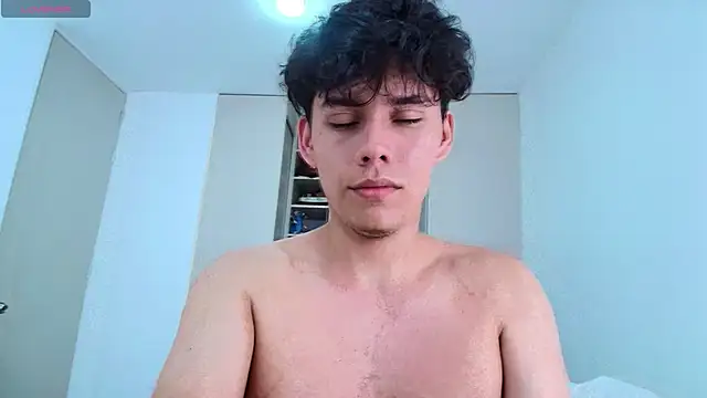 Snapshot of Naytoon__lex chatting on 09-24-25, 01:14 Naytoon lex online show from 09-24-25, 01:14