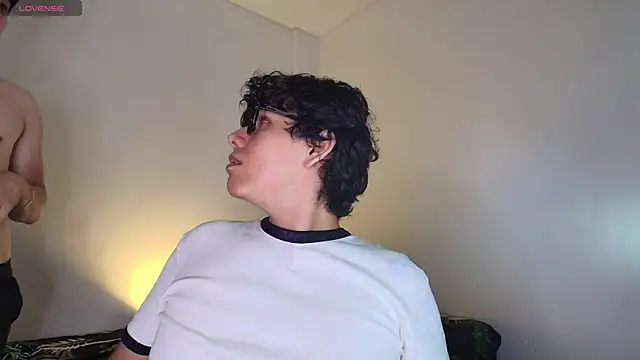 Naytoon  lex online show from 04-23-26, 02:02