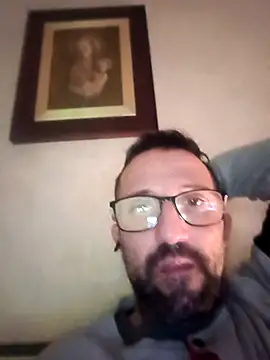 Snapshot of Porco81cazzo chatting on 11-30-25, 10:52 Porco81cazzo online show from 11-30-25, 10:52