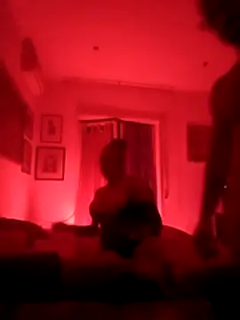 Snapshot of Porco81cazzo chatting on 12-20-25, 11:45 Porco81cazzo online show from 12-20-25, 11:45