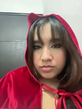 Snapshot of melyescobar chatting on 05-18-26, 04:07 melyescobar online show from 05-18-26, 04:07