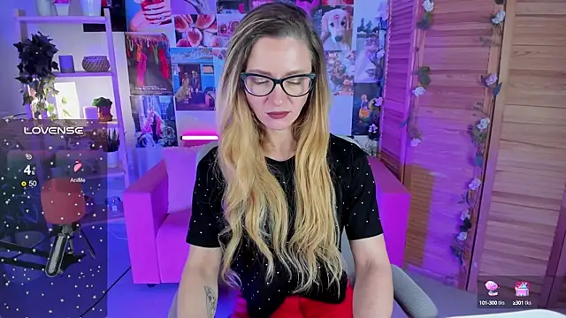 LadyIzabel online show from 12-22-24, 08:38