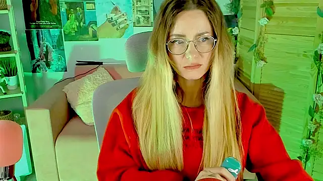 LadyIzabel online show from 01-30-25, 02:58