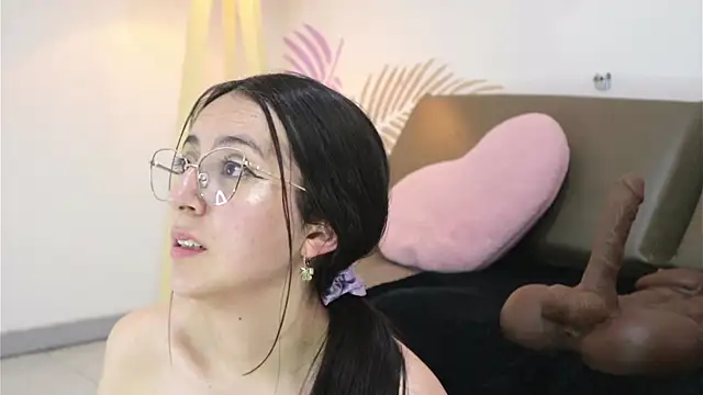 Sweet Sammy  online show from 04-24-26, 07:27