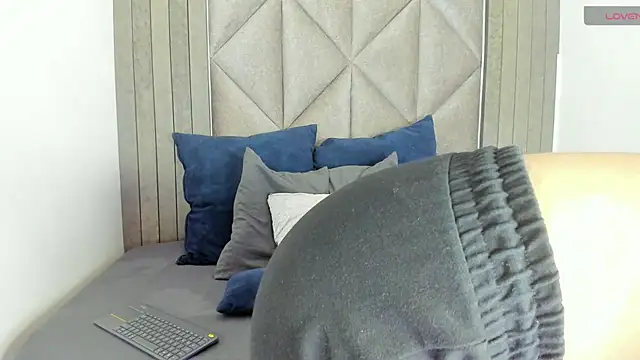 Snapshot of BriaConner_ chatting on 02-24-25, 02:51 BriaConner online show from 02-24-25, 02:51