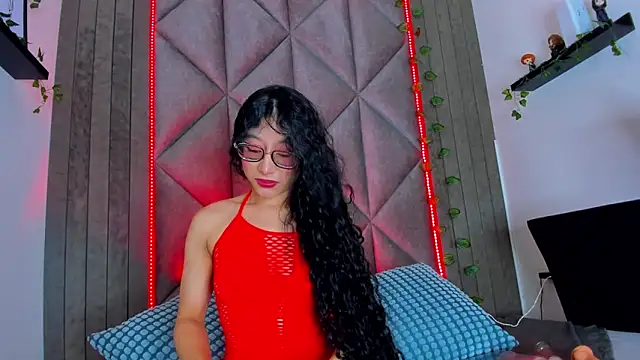 BriaConner  online show from 04-21-26, 03:02