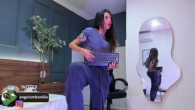 megan morgan01 online show from 09-11-25, 11:54