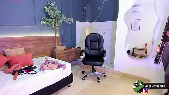 megan morgan01 online show from 11-20-25, 12:05