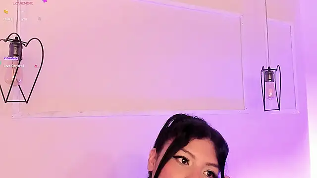 Snapshot of sherylgrey chatting on 02-12-25, 01:52 sherylgrey online show from 02-12-25, 01:52