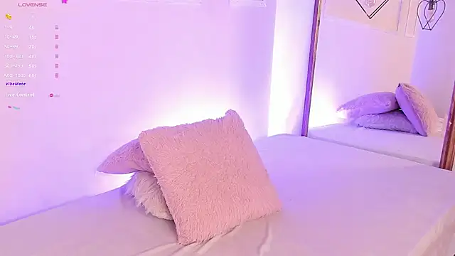 Snapshot of sherylgrey chatting on 02-21-25, 09:22 sherylgrey online show from 02-21-25, 09:22