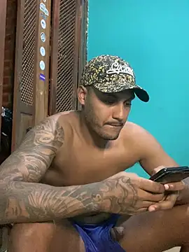 Pinocchiu online show from 02-24-25, 11:19