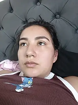 Hellen Alex online show from 01-19-26, 01:59