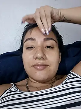 Hellen Alex online show from 04-30-26, 02:12