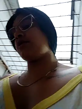 naughty-girl01 online show from 03-02-25, 11:18