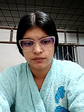 naughty-girl01 online show from 03-04-25, 10:13