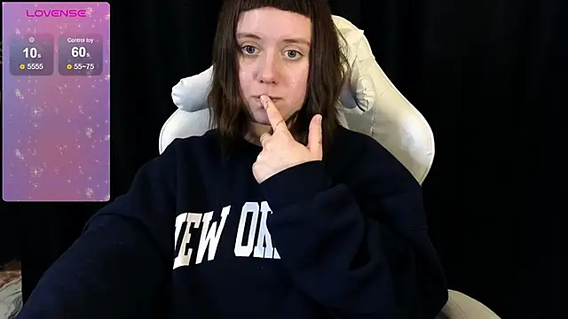 June shy0 online show from 03-07-25, 10:13