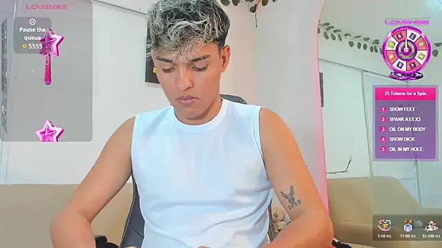 ryan carter08 online show from 10-10-25, 01:26