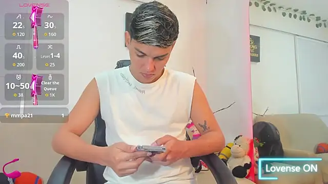 ryan carter08 online show from 11-21-25, 03:27