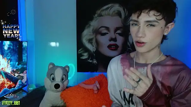 maxiy 001 online show from 01-04-25, 02:35