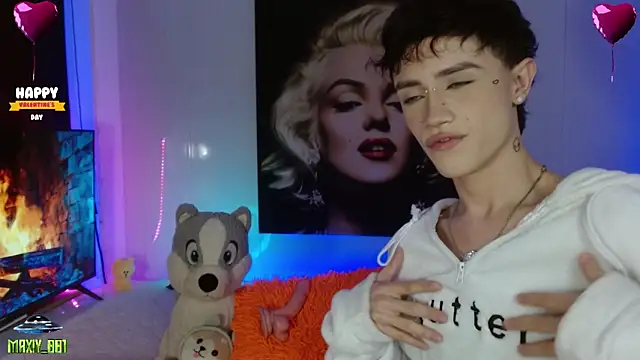 maxiy 001 online show from 02-12-25, 06:19